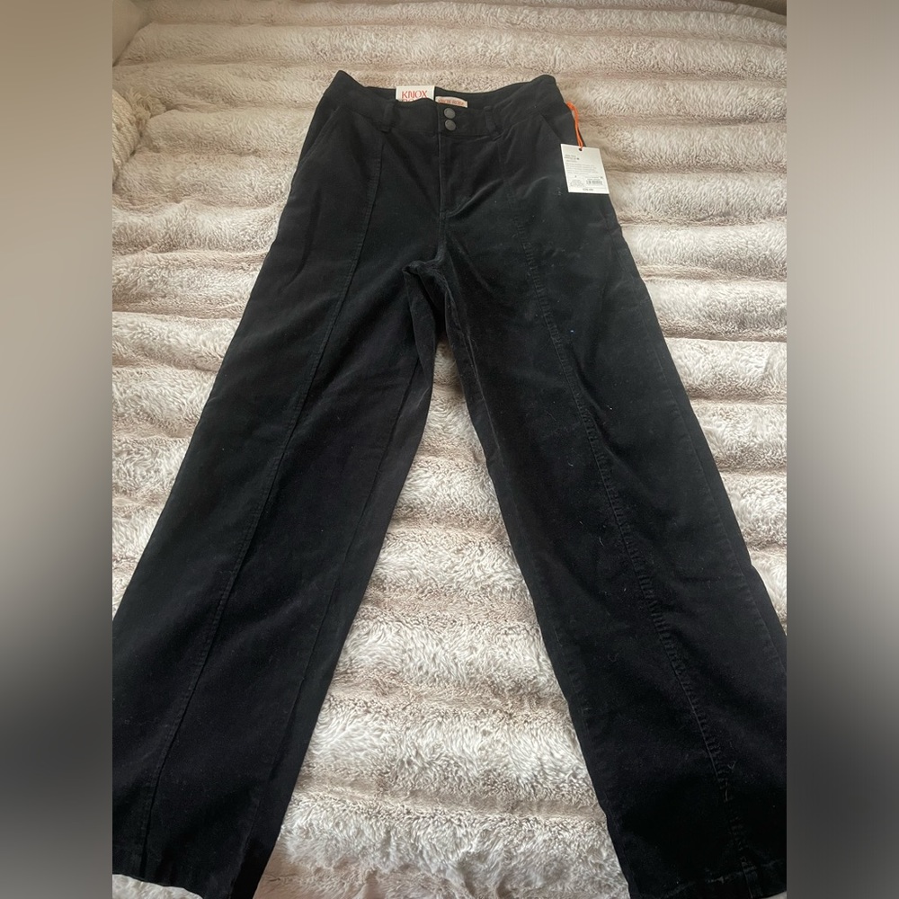 Brand new Knox rose pants